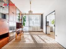 Prodej bytu 3+1, Praha - Prosek, Zárybská, 70 m2