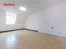 Prodej bytu 2+kk, Praha - Holešovice, Veletržní, 44 m2