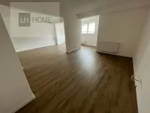 Prodej bytu 1+kk, Karlovy Vary, 72 m2