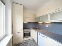 Pronájem bytu 2+kk, Praha - Dejvice, Kafkova, 56 m2