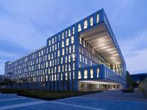 Pronájem kanceláře, Praha - Karlín, Karolinská, 866 m2