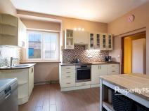 Prodej rodinného domu, Kladno - Kročehlavy, Unhošťská, 229 m2