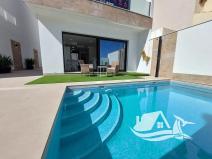 Prodej vily, San Pedro del Pinatar, Španělsko, 120 m2