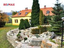 Pronájem vily, Perštejn, 700 m2