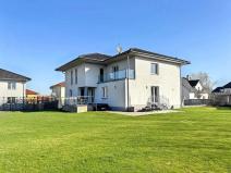 Pronájem rodinného domu, Průhonice, 390 m2