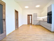 Pronájem bytu 2+kk, Chomutov, Žižkovo náměstí, 59 m2