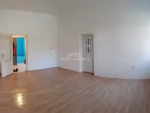 Prodej bytu 2+1, Cheb, Americká, 85 m2