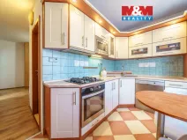 Prodej bytu 3+1, Sokolov, Slavíčkova, 66 m2