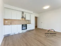 Pronájem bytu 2+kk, Praha - Vysočany, Pod Harfou, 44 m2