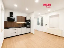 Pronájem bytu 3+1, Karviná - Fryštát, Masarykovo nám., 120 m2