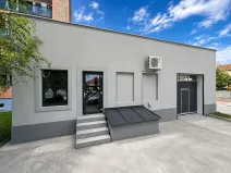 Pronájem obchodního prostoru, Praha - Horní Počernice, Komárovská, 210 m2