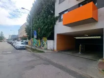 Pronájem garážového stání, Brno, Mojmírovo náměstí, 13 m2