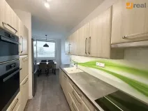 Pronájem bytu 3+1, Praha - Petrovice, Rezlerova, 73 m2
