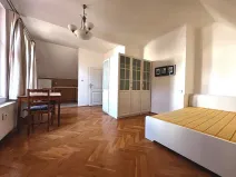 Pronájem bytu 1+kk, Praha - Malá Strana, Malostranské náměstí, 30 m2