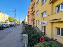 Pronájem obchodního prostoru, Praha - Žižkov, Hartigova, 45 m2