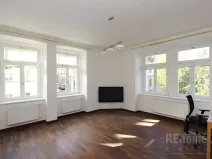 Pronájem bytu 2+1, Praha - Žižkov, Lupáčova, 67 m2