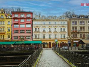 Prodej bytu 3+1, Karlovy Vary, Vřídelní, 74 m2