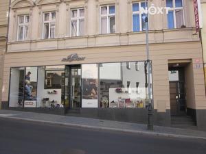 Pronájem obchodního prostoru, Karlovy Vary, Krále Jiřího, 19 m2