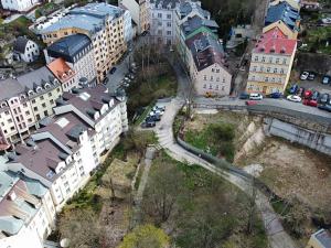 Prodej pozemku pro komerční výstavbu, Karlovy Vary, Hálkův vrch, 1340 m2