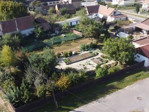 Prodej pozemku pro bydlení, Hrádek, 700 m2