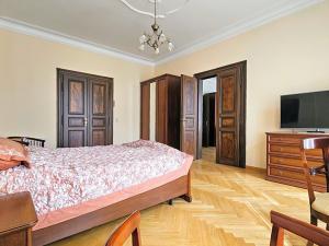 Prodej bytu 3+1, Praha - Malá Strana, Petřínská, 102 m2