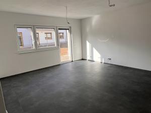 Prodej bytu 2+kk, Znojmo, Višňová, 62 m2