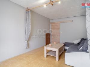 Prodej bytu 2+1, Luštěnice - Zelená, 55 m2