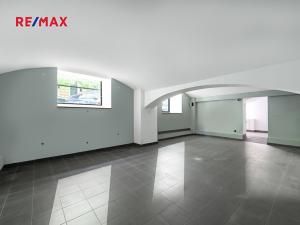 Prodej obchodního prostoru, Praha - Vinohrady, Chodská, 260 m2