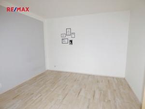 Pronájem bytu 1+1, Praha - Krč, Stallichova, 28 m2