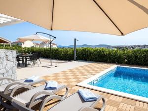 Prodej vily, Vodice (Grad Vodice), Chorvatsko, 186 m2