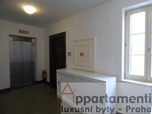 Prodej bytu 2+kk, Praha - Nové Město, Truhlářská, 52 m2