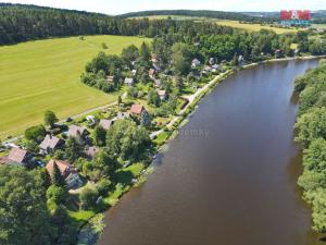 Prodej chaty, Týn nad Vltavou - Hněvkovice na levém břehu Vltavy, 67 m2