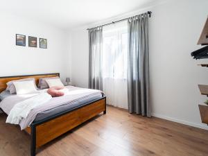 Prodej apartmánu, Stachy, 214 m2