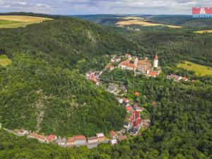 Prodej obchodního prostoru, Křivoklát, 162 m2