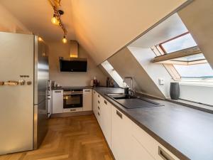 Prodej bytu 4+kk, Praha - Bubeneč, Ovenecká, 124 m2