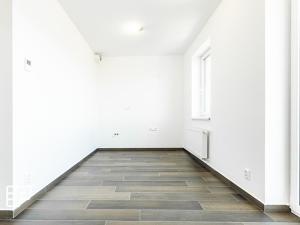 Prodej bytu 2+kk, Teplice, Novoveská, 43 m2