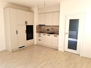 Pronájem bytu 1+kk, Kladno, Bohumila Landy, 29 m2