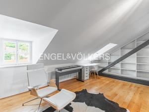 Prodej bytu 3+kk, Praha - Malá Strana, Valdštejnská, 101 m2