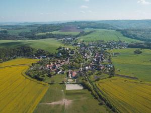 Prodej pozemku, Újezd u Černé Hory, 1555 m2