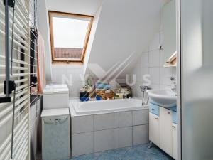 Prodej bytu 2+kk, Jesenice, Mezi Domy, 43 m2