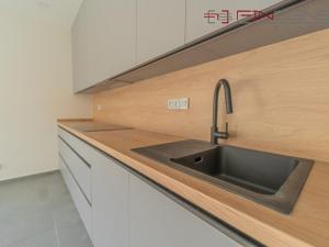 Prodej rodinného domu, Kladno, Na Ostrovci, 150 m2