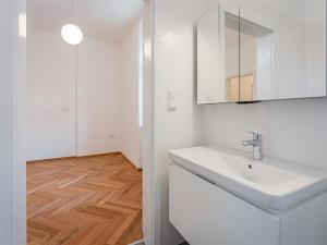 Pronájem bytu 2+kk, Praha - Žižkov, Seifertova, 50 m2