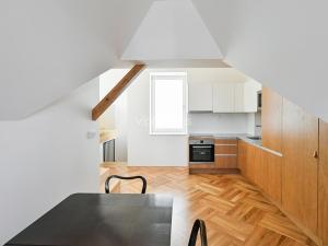 Pronájem bytu 2+kk, Praha - Josefov, Maiselova, 86 m2