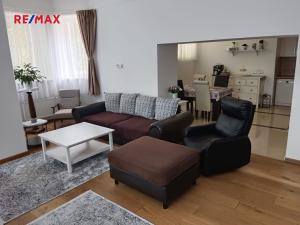 Prodej bytu 2+1, Mariánské Lázně, Anglická, 94 m2