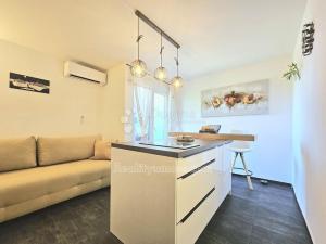 Prodej bytu 2+1, Novigrad, Chorvatsko, 37 m2