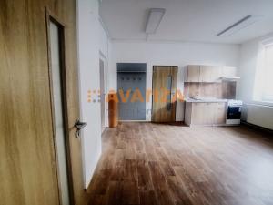 Pronájem bytu 2+kk, Děčín, Husovo nám., 51 m2