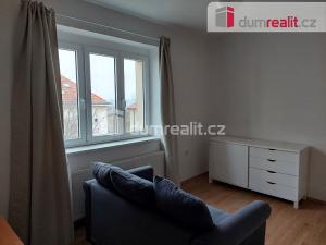 Pronájem bytu 2+kk, Praha - Libeň, Na stráži, 36 m2