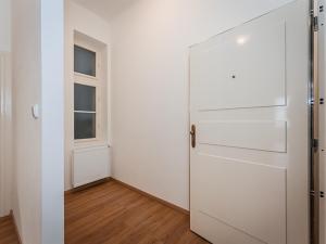 Pronájem bytu 2+kk, Praha - Nové Město, Lípová, 40 m2