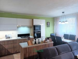 Prodej bytu 3+1, Beroun, Tovární, 73 m2