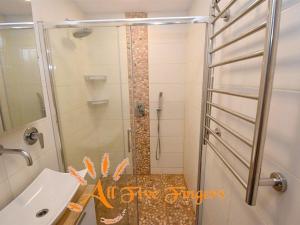 Pronájem bytu 2+kk, Praha - Bohnice, Zelenohorská, 43 m2